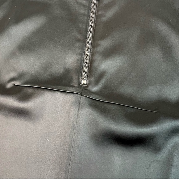 Dolce and Gabbana D&G Black Satin Pencil Skirt Size 46 - Picture 6 of 16